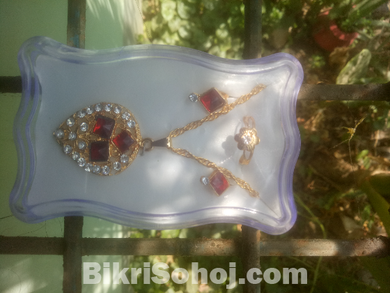Offer!made in India jewellery set.